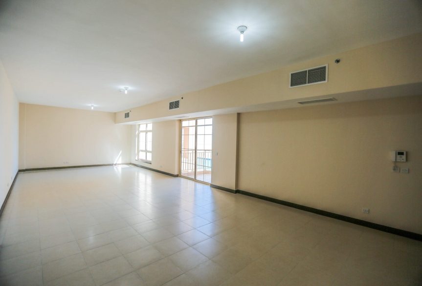 Spacious Three Bedroom Apartment In Bay La Sun (Marina Tower) with Canal View-big1