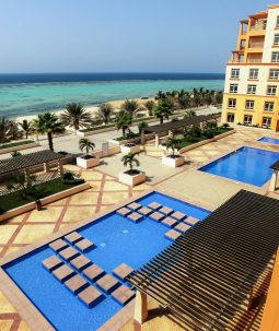 Full Sea View Apartment in Bay La Sun 