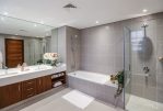 Luxurious Six Bedroom Villa in the Exclusive Royal Greens (Al-Murooj) Community-thumb image2