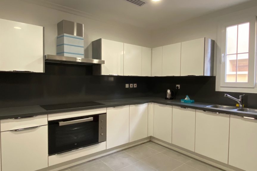 Modern Five Bedroom Villa in the Exclusive Royal Greens (Al-Murooj) Community-big4